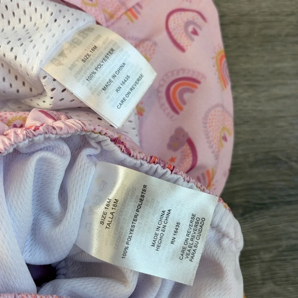 Tahari baby girls beach hat + swim diaper